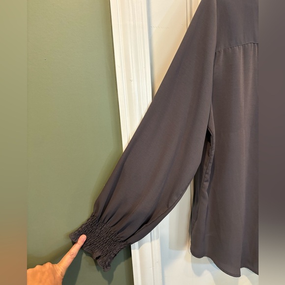 Maurices L tunic top, dress up or casual - Picture 4 of 4